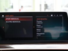 BMW Řada 5 530d LUXURY LINE LASER K360° - 33