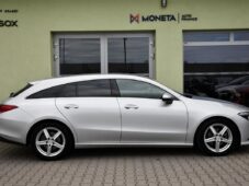 Mercedes-Benz CLA 200d - 12