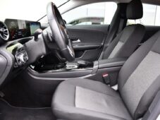Mercedes-Benz CLA 200d - 10