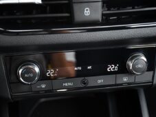 Škoda Kamiq 1.0TSi DSG CARPLAY KAMERA - 34