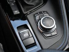 BMW X1 xDrive20d TAŽNÉ 2XKOLA 1M - 25