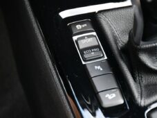BMW X1 xDrive20d TAŽNÉ 2XKOLA 1M - 26