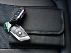 BMW X1 xDrive20d TAŽNÉ 2XKOLA 1M - 42
