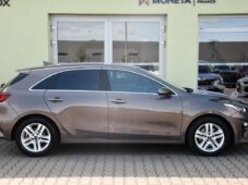 Kia Ceed 1.4TGDi A/T TAŽNÉ SERV.KNÍŽKA - 11