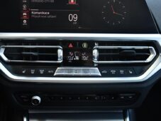 BMW Řada 3 320d M-SPORT xD N.TOP 1M ČR - 25