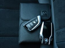BMW Řada 3 320d M-SPORT xD N.TOP 1M ČR - 41