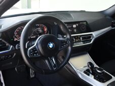 BMW Řada 3 320d M-SPORT xD N.TOP 1M ČR - 14