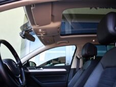 Volkswagen Passat 2.0TDi HIGHLINE PANORAMA ACC - 21