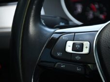 Volkswagen Passat 2.0TDi HIGHLINE PANORAMA ACC - 26