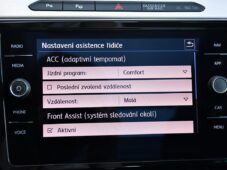Volkswagen Passat 2.0TDi HIGHLINE PANORAMA ACC - 36