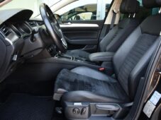 Volkswagen Passat 2.0TDi HIGHLINE PANORAMA ACC - 12