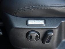 Volkswagen Passat 2.0TDi HIGHLINE PANORAMA ACC - 43