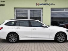 BMW Řada 3 320d xDrive M-SPORT 1M ČR - 11