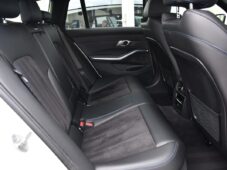 BMW Řada 3 320d xDrive M-SPORT 1M ČR - 20