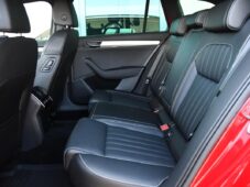 Škoda Superb 2.0TDi REZERVACE - 18