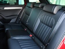 Škoda Superb 2.0TDi REZERVACE - 19