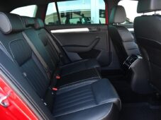 Škoda Superb 2.0TDi REZERVACE - 20