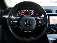 Škoda Superb 2.0TDi REZERVACE - 24