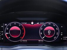 Škoda Superb 2.0TDi REZERVACE - 36