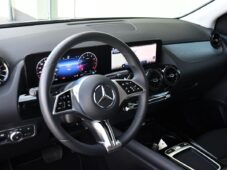 Mercedes-Benz Třídy B 200 LED CARPLAY ZÁRUKA ČR 1M - 14