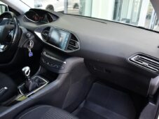 Peugeot 308 1.5BlueHDI ACTVIVE ČR - 16