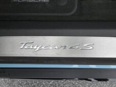Porsche Taycan Taycan 4SCross - 18