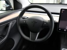 Tesla Model Y LONG RANGE DUAL MOTOR AWD - 5