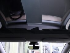 Tesla Model Y LONG RANGE DUAL MOTOR AWD - 21