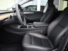 Tesla Model Y LONG RANGE DUAL MOTOR AWD - 12