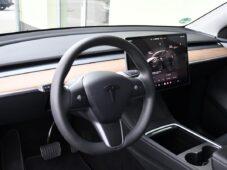Tesla Model Y LONG RANGE DUAL MOTOR AWD - 14