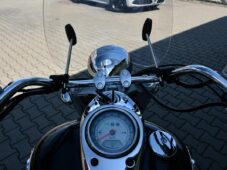 Kawasaki VN 1600 Classic - 16