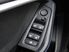 BMW Řada 2 218i M-SPORT LED HUD 1M ČR - 38