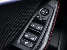 BMW Řada 1 128ti M-SPORT PANO HUD - 44