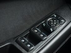 Ford S-MAX 2.0TDCi 7.MÍST - 37