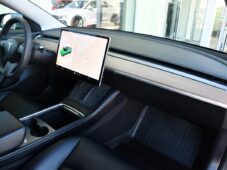 Tesla Model 3 STANDARD PLUS - 16