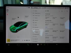Tesla Model 3 STANDARD PLUS - 30