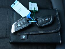 BMW i4 eDrive40 HUD 1M - 41