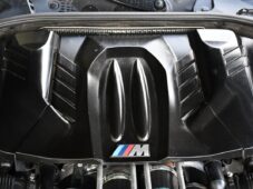 BMW M5 4.4 V8 NVISION HUD TOP STAV ČR - 62