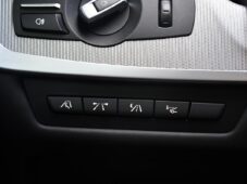 BMW M5 4.4 V8 NVISION HUD TOP STAV ČR - 31