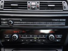 BMW M5 4.4 V8 NVISION HUD TOP STAV ČR - 35