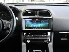 Jaguar F-Pace 20d AWD - 6
