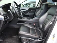 Jaguar F-Pace 20d AWD - 12