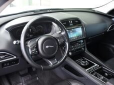 Jaguar F-Pace 20d AWD - 14