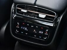 Mercedes-Benz EQE 43 AMG - 23