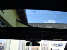 BMW Řada 2 218d M-SPORT PANO TAŽNÉ 1M ČR - 27
