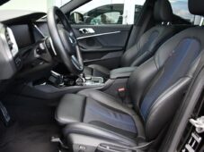BMW Řada 2 218d M-SPORT PANO TAŽNÉ 1M ČR - 9