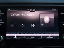 Škoda Octavia 1,6TDi DSG CARPLAY NAVI - 34