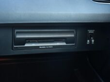 Škoda Octavia 1,6TDi DSG CARPLAY NAVI - 41