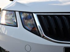 Škoda Octavia 1,6TDi DSG CARPLAY NAVI - 48