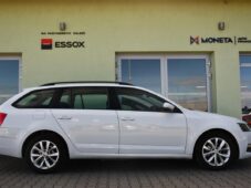 Škoda Octavia 1,6TDi DSG CARPLAY NAVI - 5
